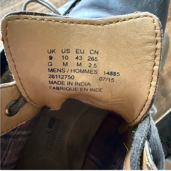 Clarks Collection Brown Leather Chukka Ankle Boots Size 10 Rustic Plaid Lined main image 5